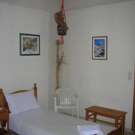 Apartment Studios Koukouros *
